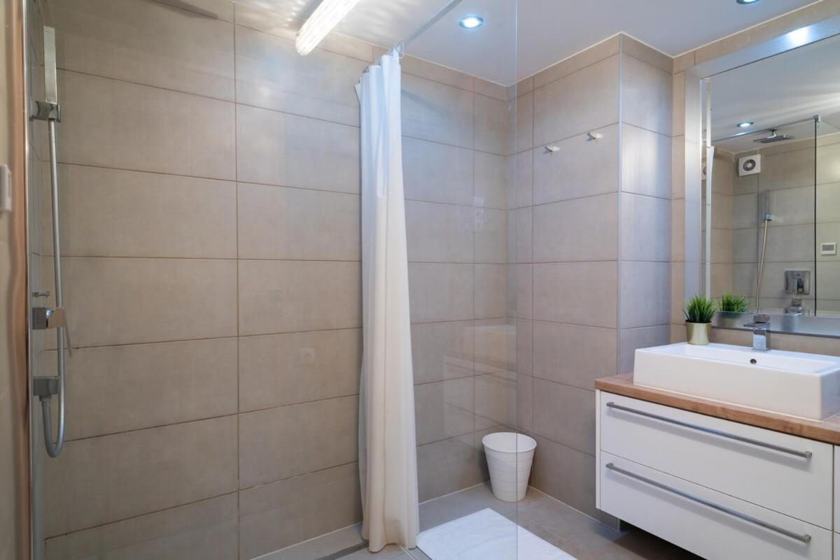 Super Central Apartment With A/C Budapest Extérieur photo