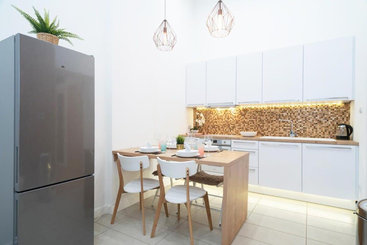 Super Central Apartment With A/C Budapest Extérieur photo